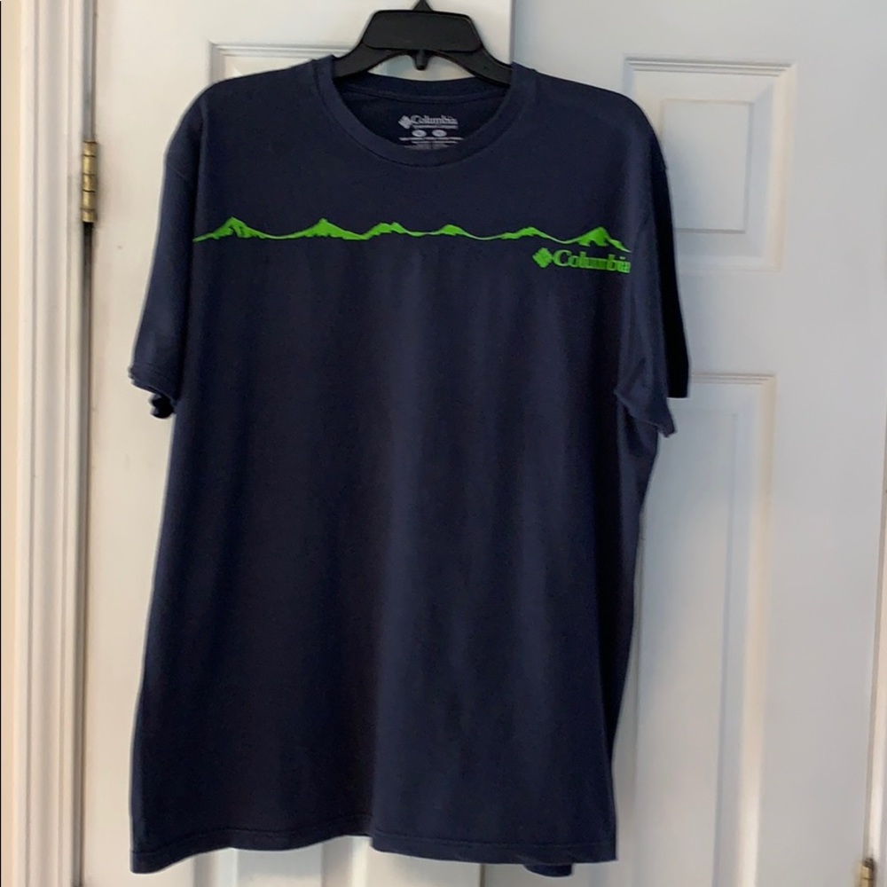 Columbia TShirt XL - Men’s Navy w/ lime green logo